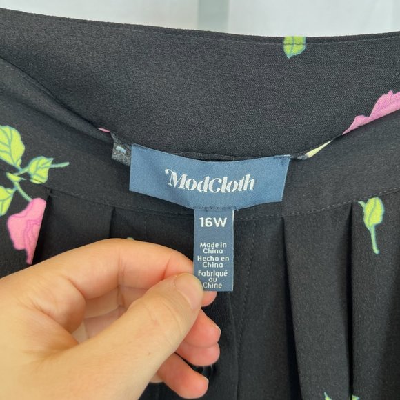 Modcloth Floral A-Line Skirt in Black with Pink and Yellow Accents - Picture 3 of 7